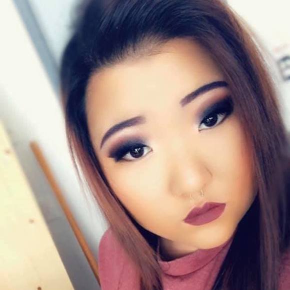 Meet your Posher, Sarah - Picture 1 of 1